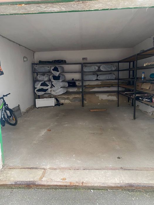 Продам цегляний гараж