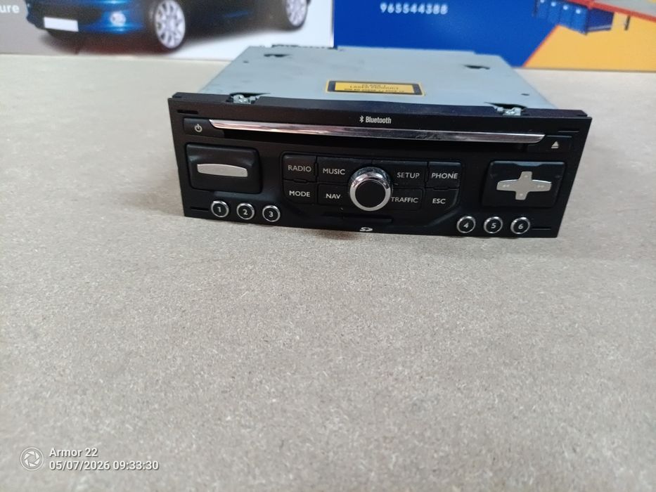 Radio Peugeot ou citroen Rneg