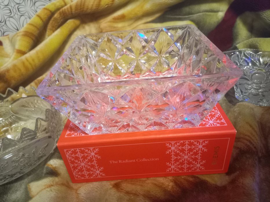 Хрустальные вазы-конфетницы