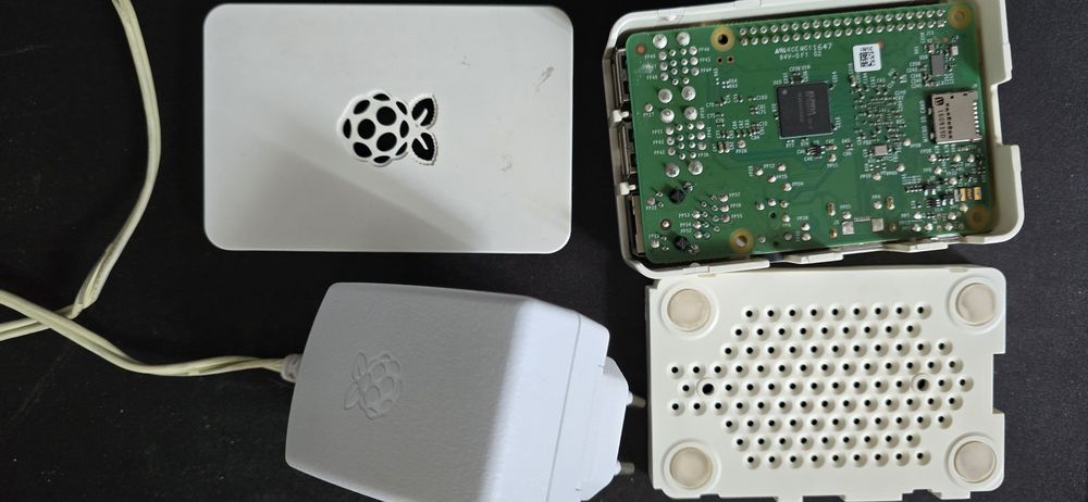 Raspberry pi 3b com caixa