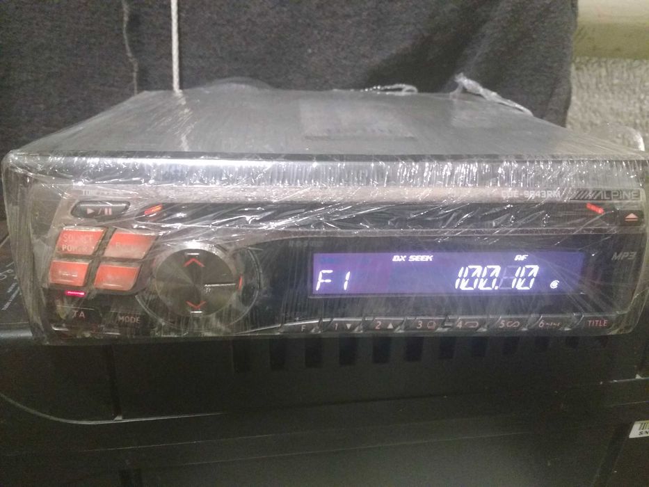 Alpine автомагнитола оригинал