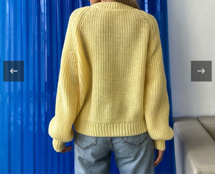 Светр лимонний Larionoff