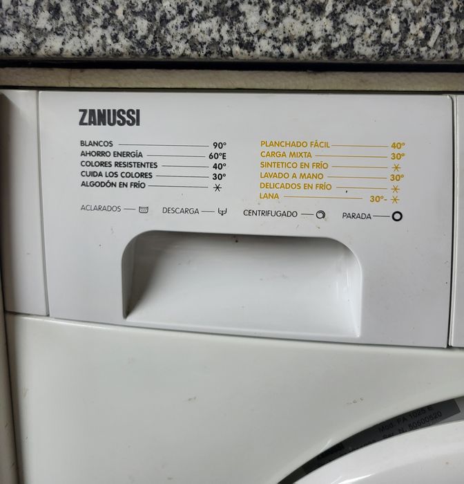 Maquina lavar roupa Zanussi