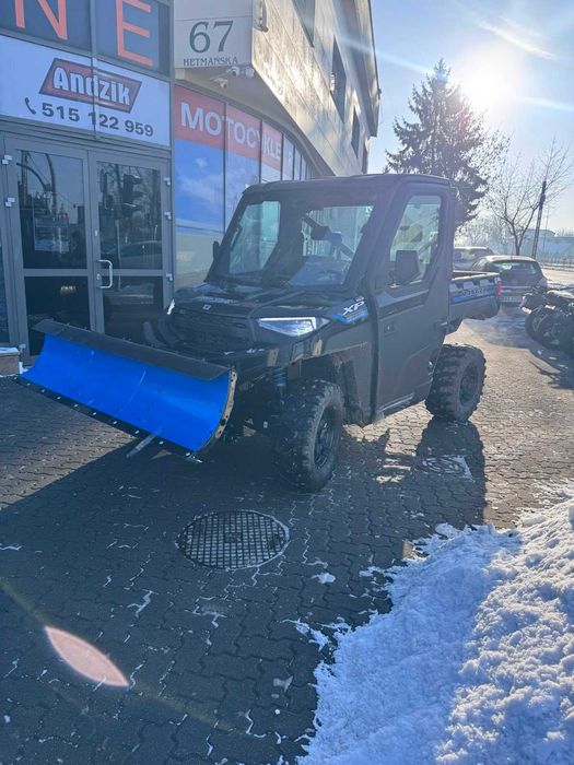 Pakiet do odśnieżania Ranger XP1000 Pług