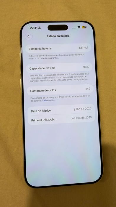 3 iPhones 17 Pro Max 1 TB (menos de 1 ano de uso)