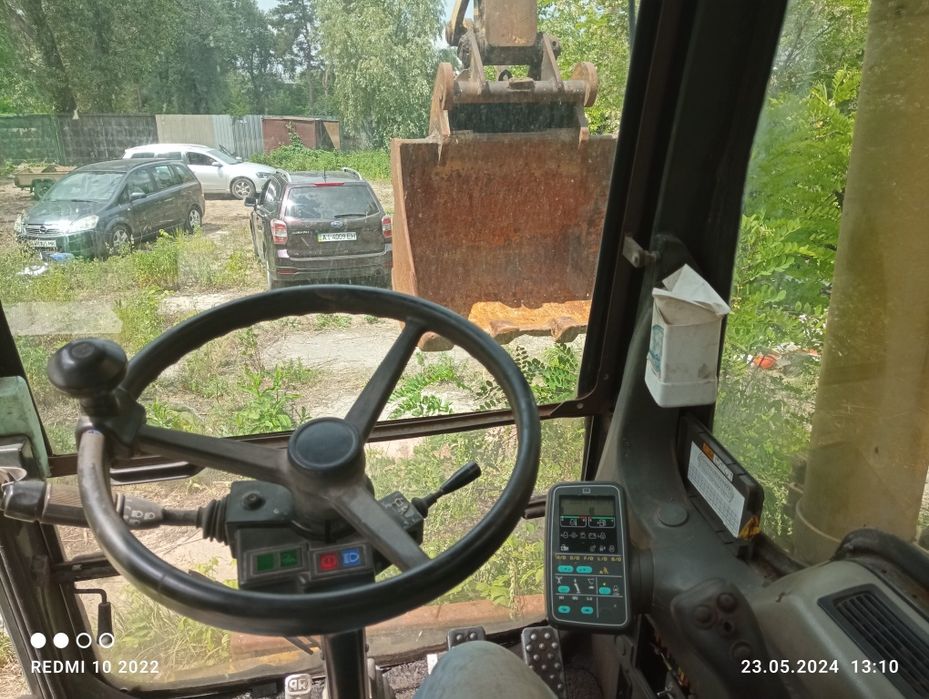 Продам єскаватор б/у