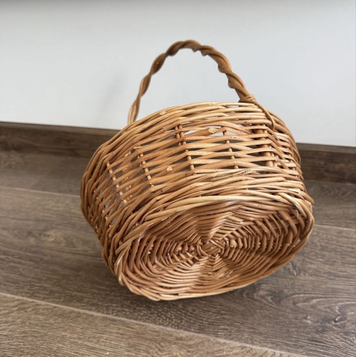 Koszyk wiklinowy