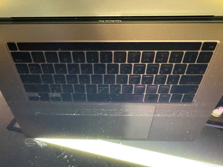 MacBook Pro 16" A2141 (Touch Bar 2019)Core i9 2.4/32/500 Pro 5300M 4Gb