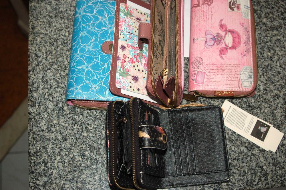 carteiras de senhora 3 Sweet Candy e 1 Parfois, novas