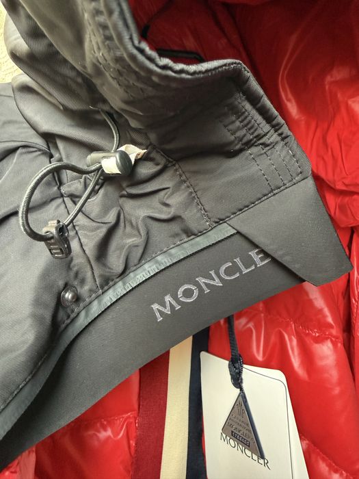 Пуховик, лижна куртка Moncler