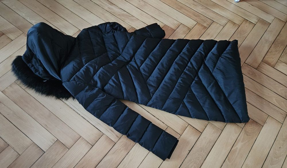 Kurtka puchowa Guess