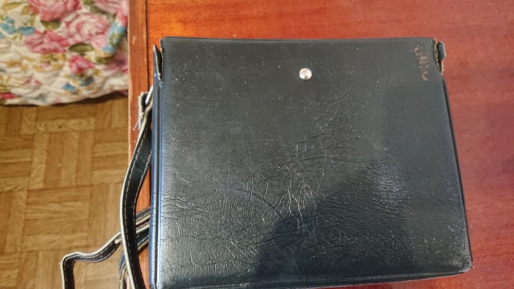 Фотовспышка
Сделано в СССР.
Отличное состояние. 
Чехол. 
Смотрите фото