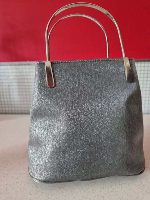 Torebka srebrna mała do ręki Dorothy Perkins