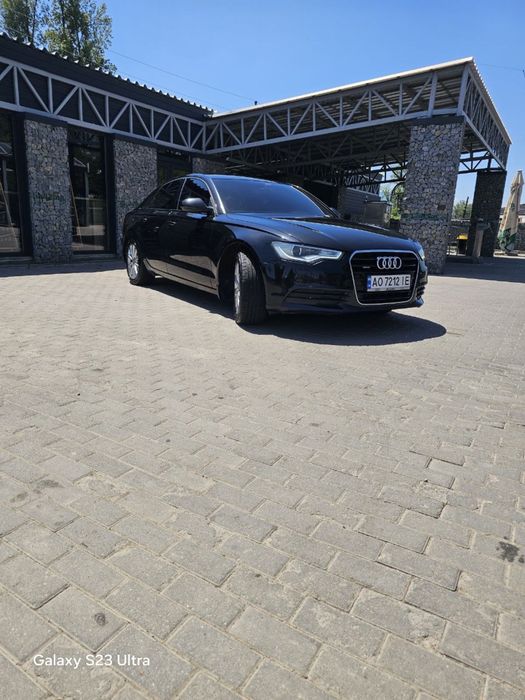 Audi A6 2012 рік
