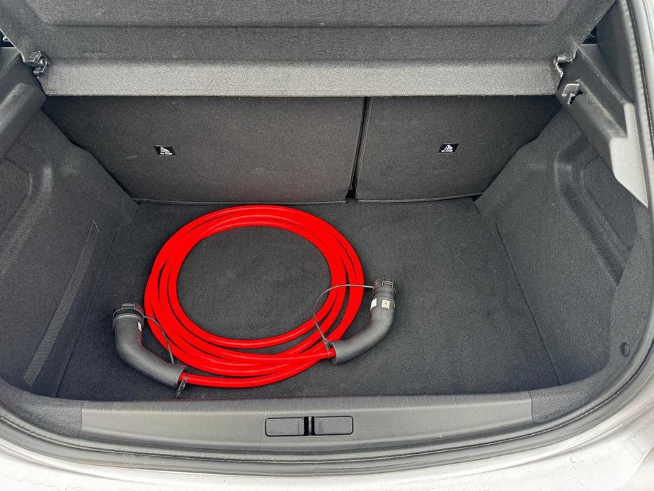 Peugeot e208 Active Pack - IVA Dedutível