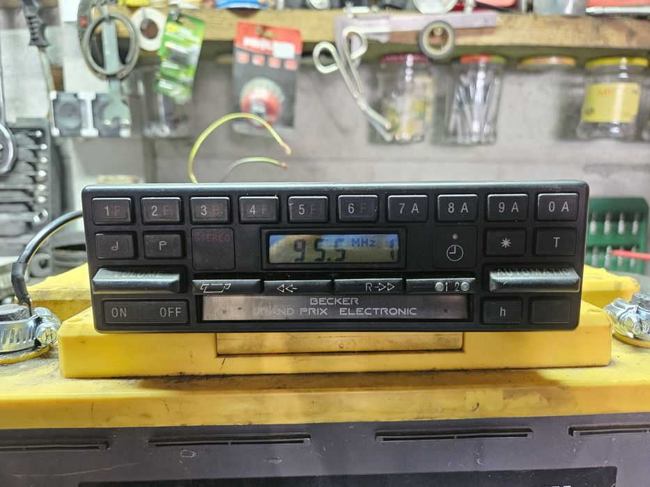 Radio Becker Grand Prix Electronic Mercedes