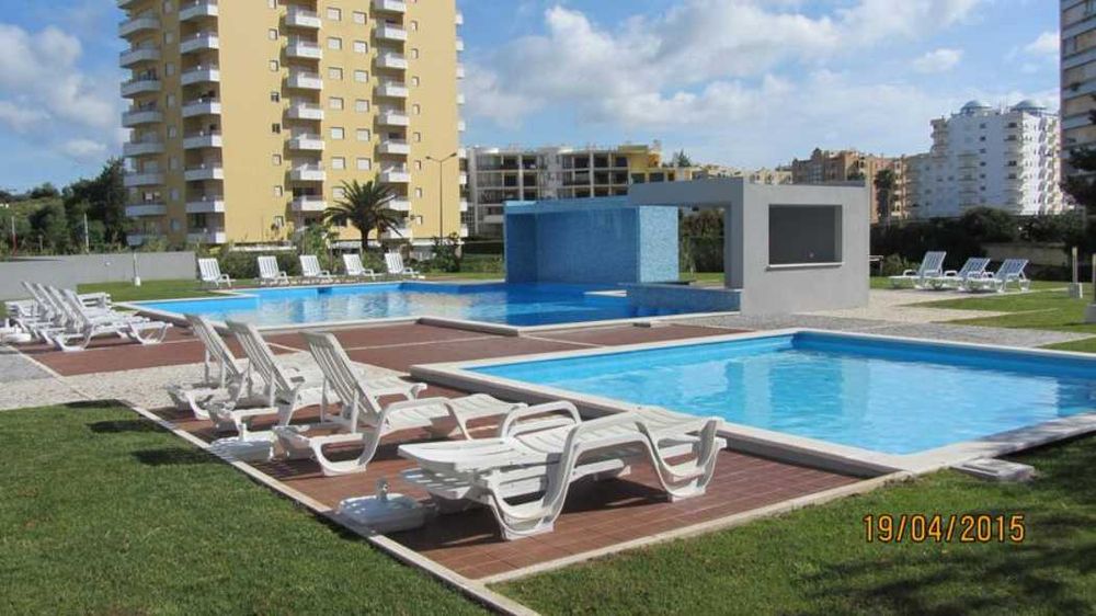 T1 a 100m da Praia da Rocha ,Piscina e Estacionamento