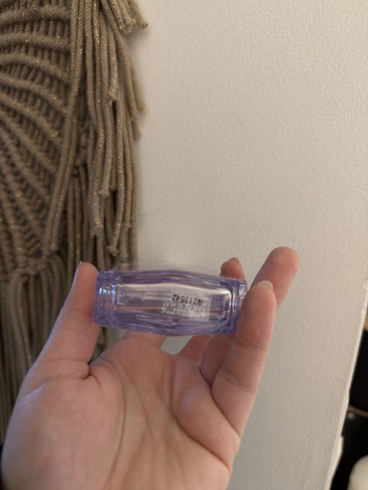 perfumy Ariana Grandę GOD IS A WOMAN