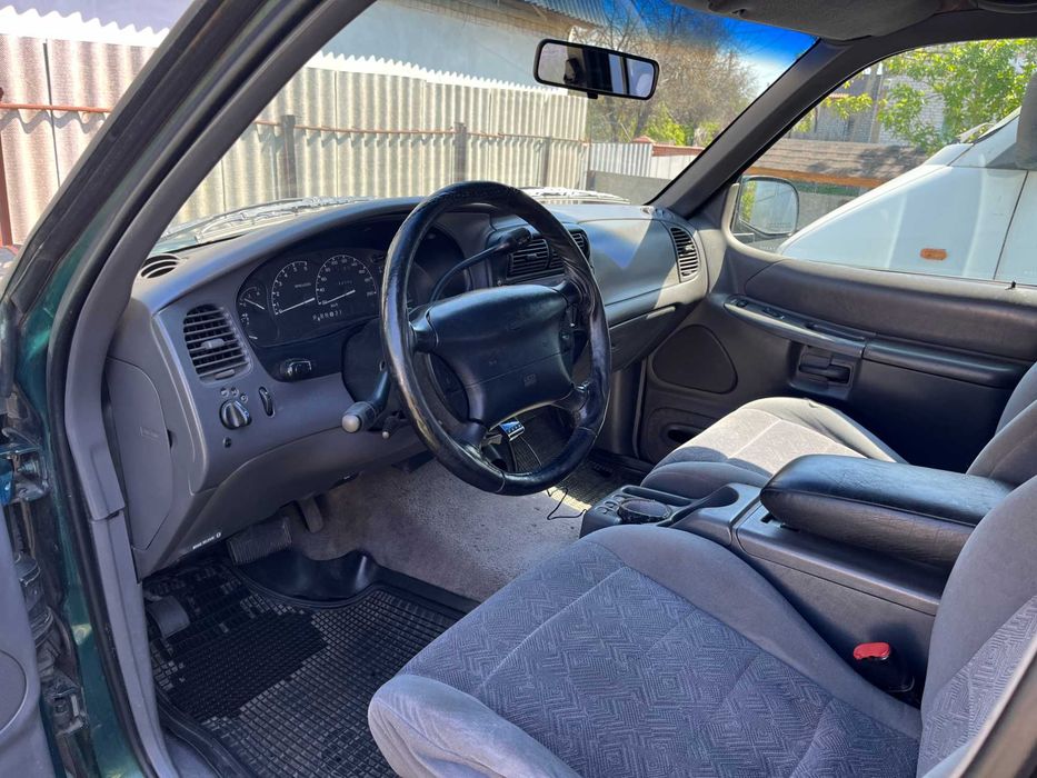 Ford Explorer 2000