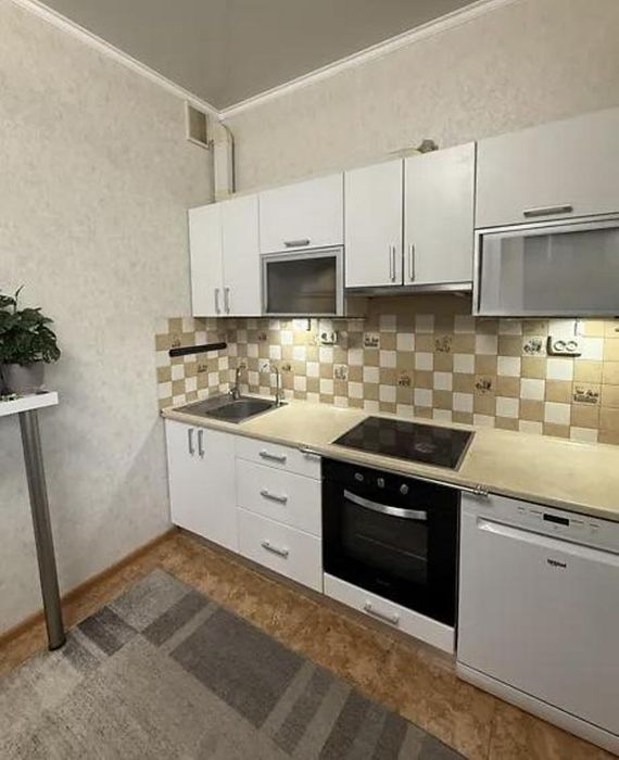 Продам квартиру з ремонтом у Центрі на Пантелеймонівській (3-269-654)