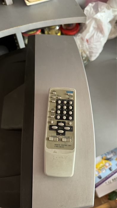 Продаю телевізор JVC AV-1415EE все працює, торг реальному покупцю