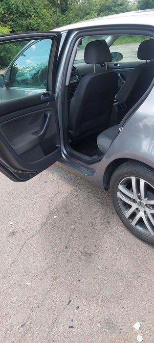 Продам фольксваген гольф 5