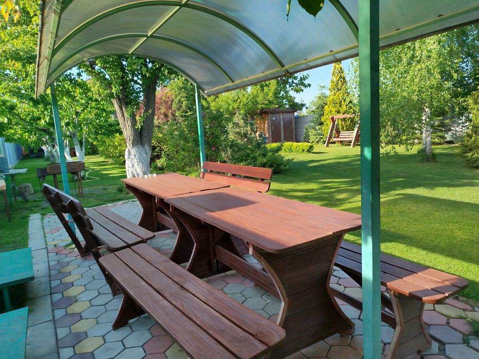 Аренда дома посуточно.Беседки, зал, мангал, бассейн,ландшафт, стадион