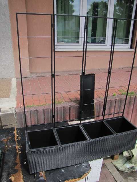 Amazon Prostokątna donica z wikliny pergola cztery donice 127 cm