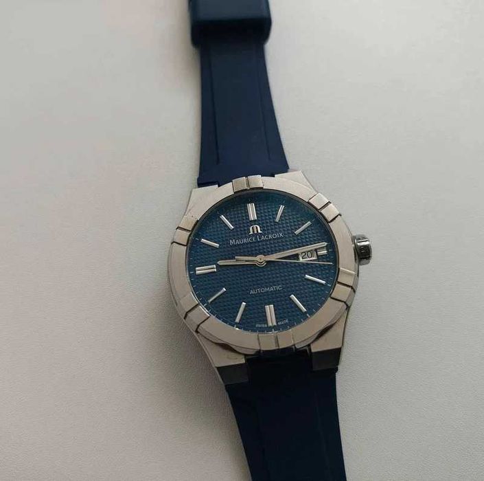 Maurice Lacroix Aikon AI6008