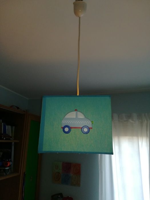 Candeeiro de tecto para quarto de criança - Baixámos Preço!!!