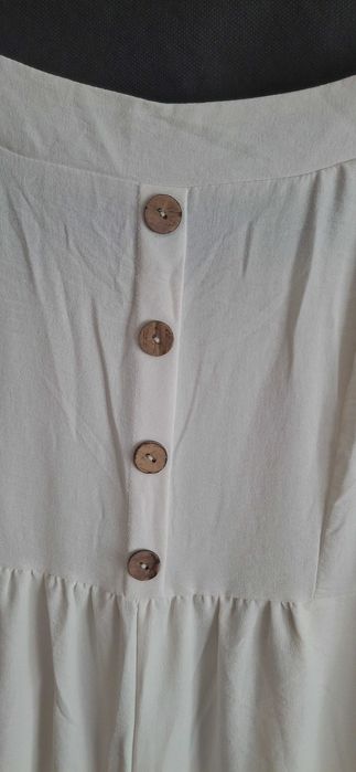 Macacão branco ajustável