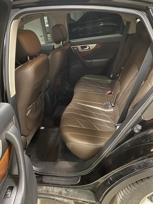 Infiniti QX70D +Webasto офіційна