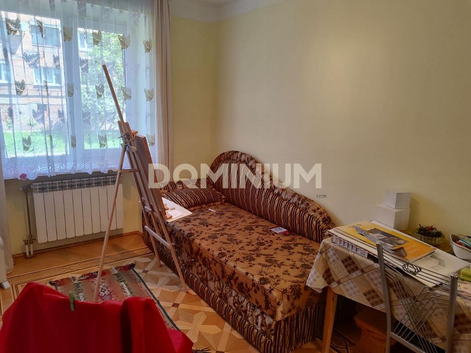 Продається двокімнатна квартира в центрі м.Виноградів