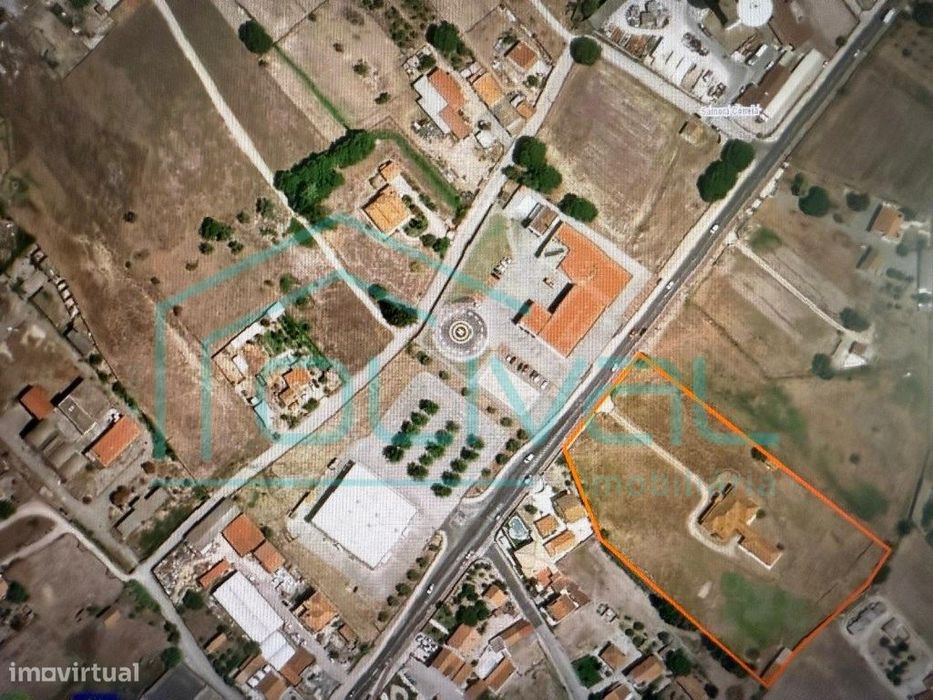 Terreno Urbano no centro de Samora Correia
