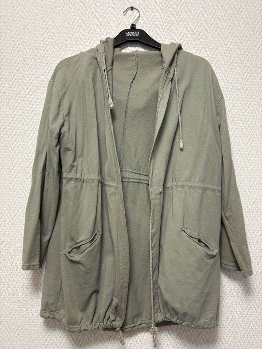 Легка демісезона парка