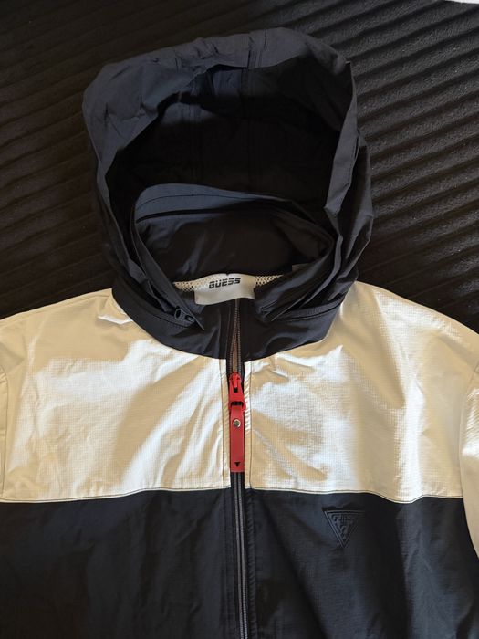 Casaco Guess novo com etiqueta