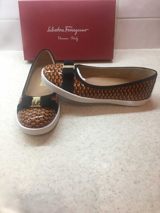 туфлі дитячі оригінал salvatore ferragamo 33р