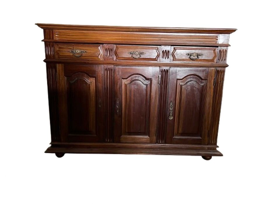 Aparador de Madeira Maciça