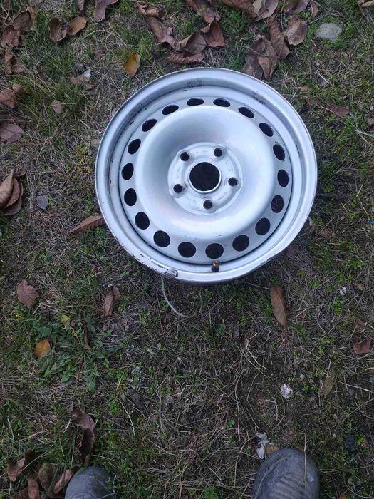 Диски металеві R15 5*112