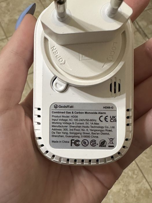 Датчик дыма, газа, влажности и температуры (в розетку)