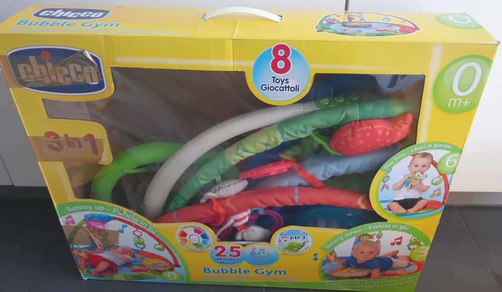 Artigos Chicco para bebé + banheira Pré-Natal + Esterilizador biberões