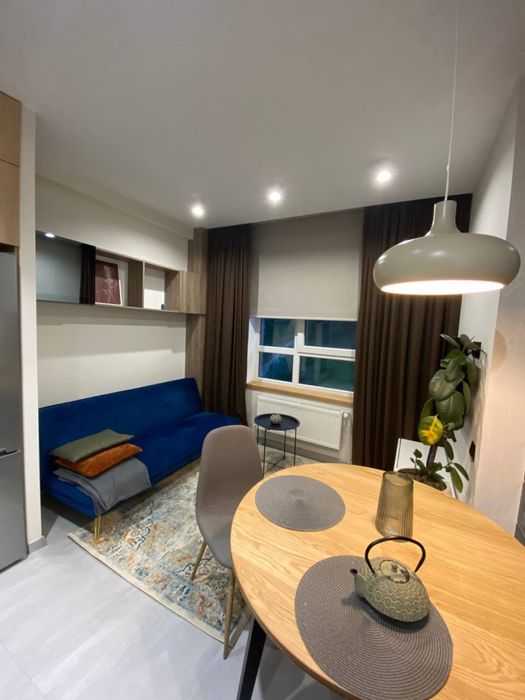 Оренда чудової супер квартири по вул Малоголосківська Чорновола