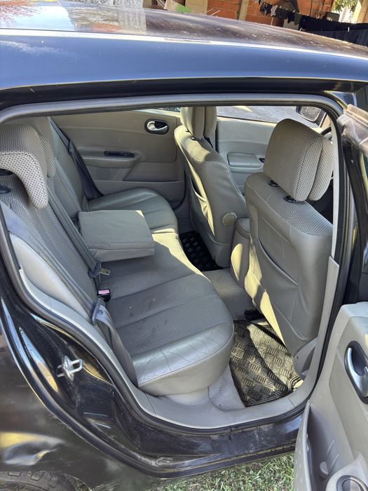Megane || Carro de mecânica Excelente Gasóleo