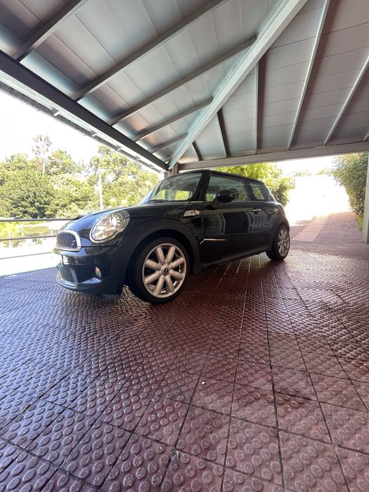 MINI COOPER S 1.6477503688477911041