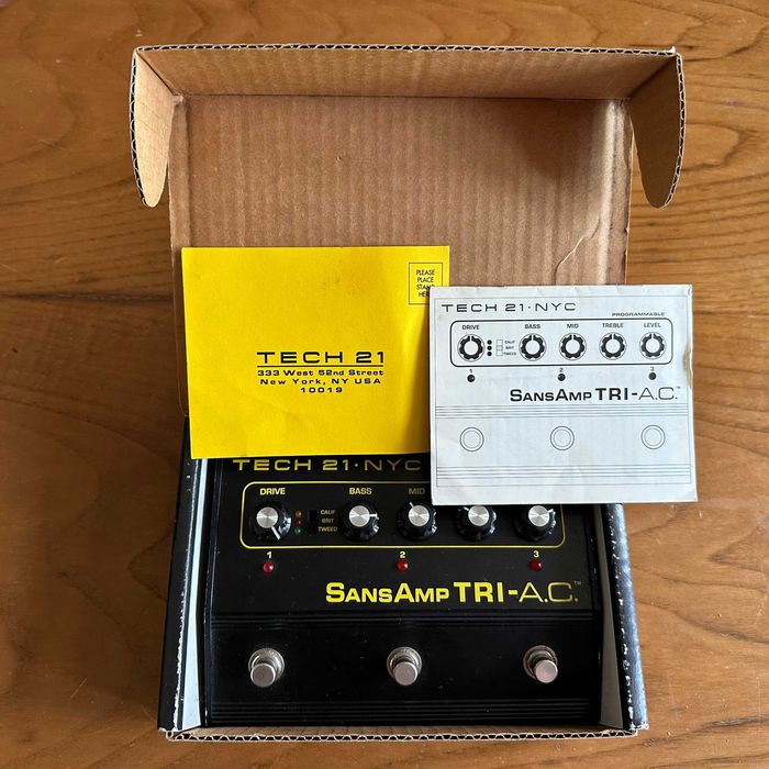 Pedal Guitarra Tech 21 SansAmp Tri-AC