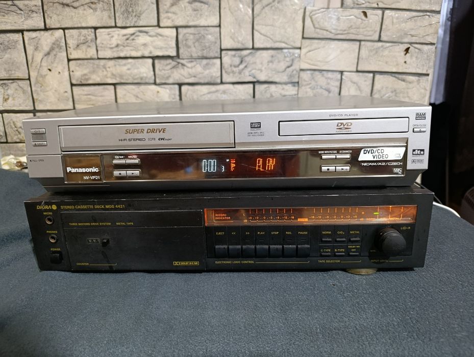 Panasonic NV-VP21 + Diora MDS 4421