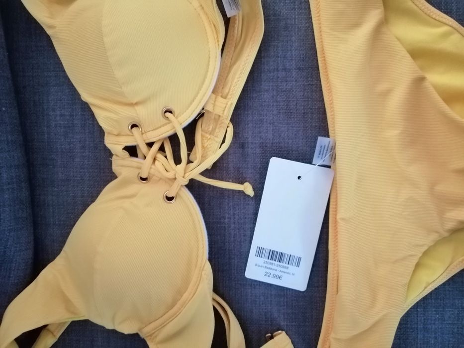 Bikinis  Giraças Novos