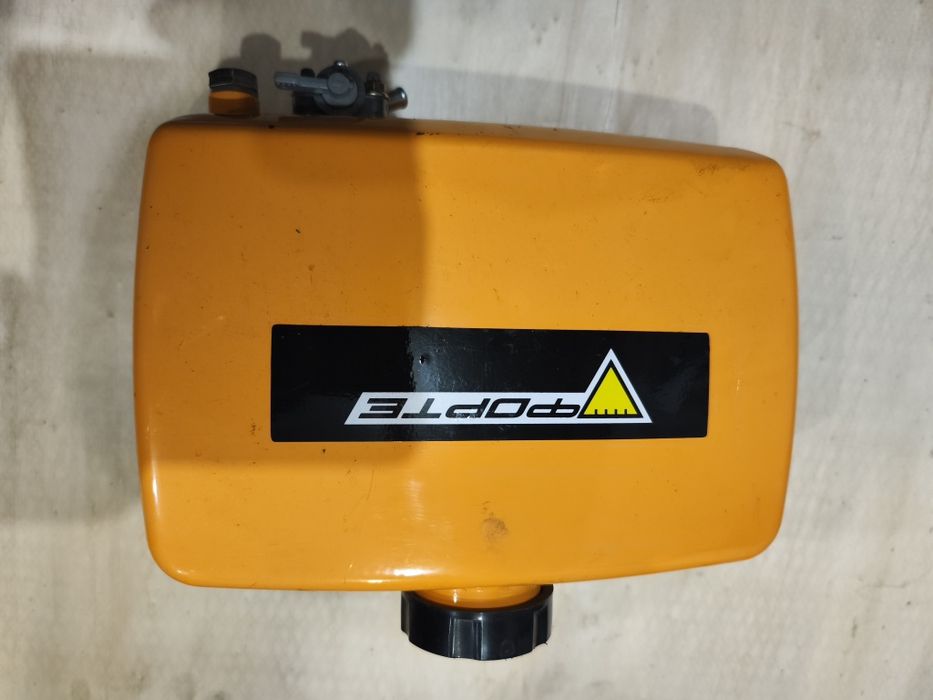 Бак на дизельний мотоблок та чаша стартера