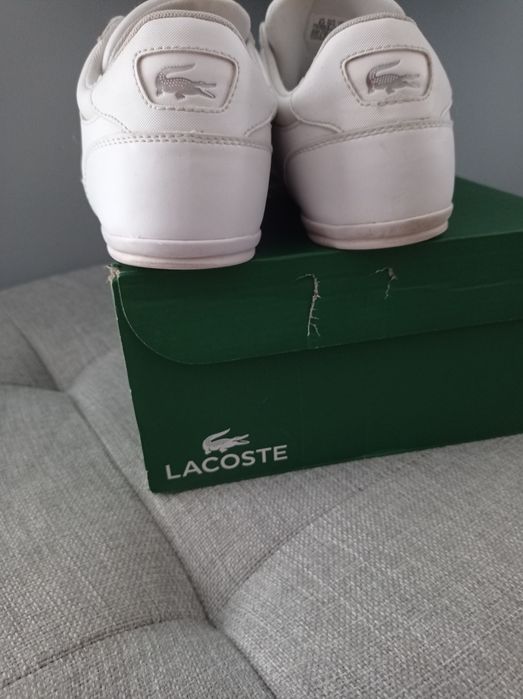Buty Lacoste rozmiar 42 ,5 białe skóra 43 skórzane 27 cm super stan
