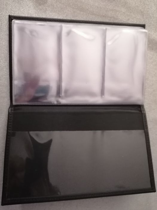 Nowy skórzany elegancki  wizytownik z logo z Litwy, na prezent